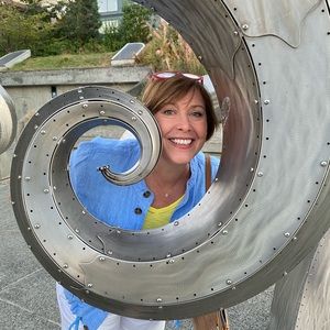 Meet your Posher, Rebecca